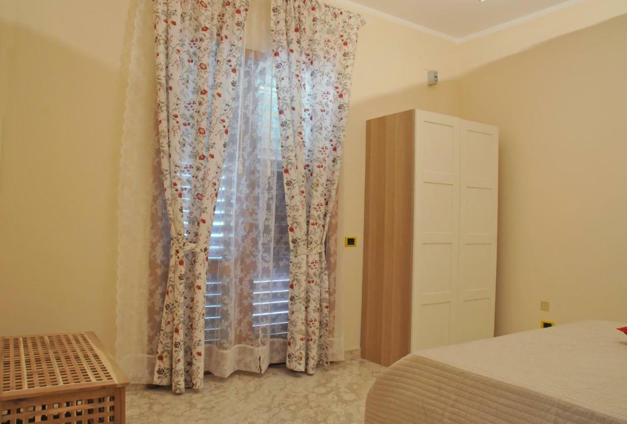 Bed and Breakfast Paestum Rosae Екстер'єр фото