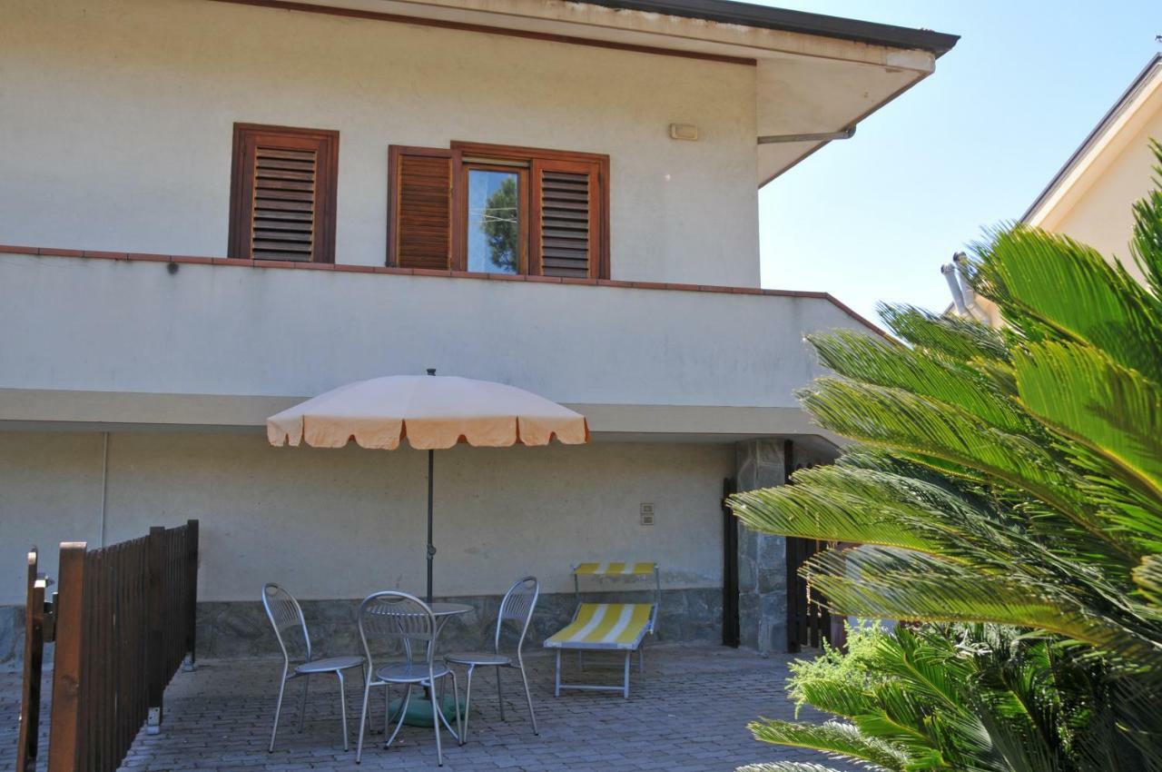 Bed and Breakfast Paestum Rosae Екстер'єр фото