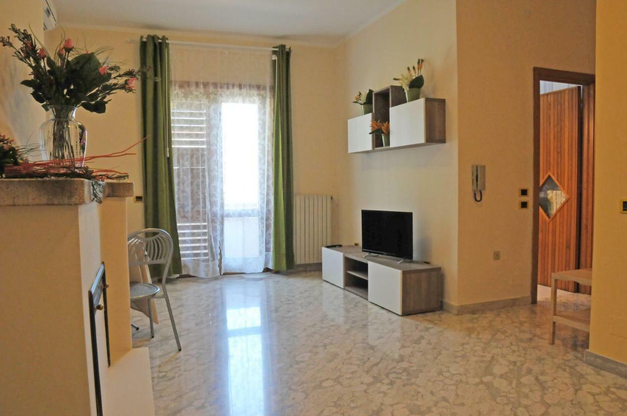 Bed and Breakfast Paestum Rosae Екстер'єр фото